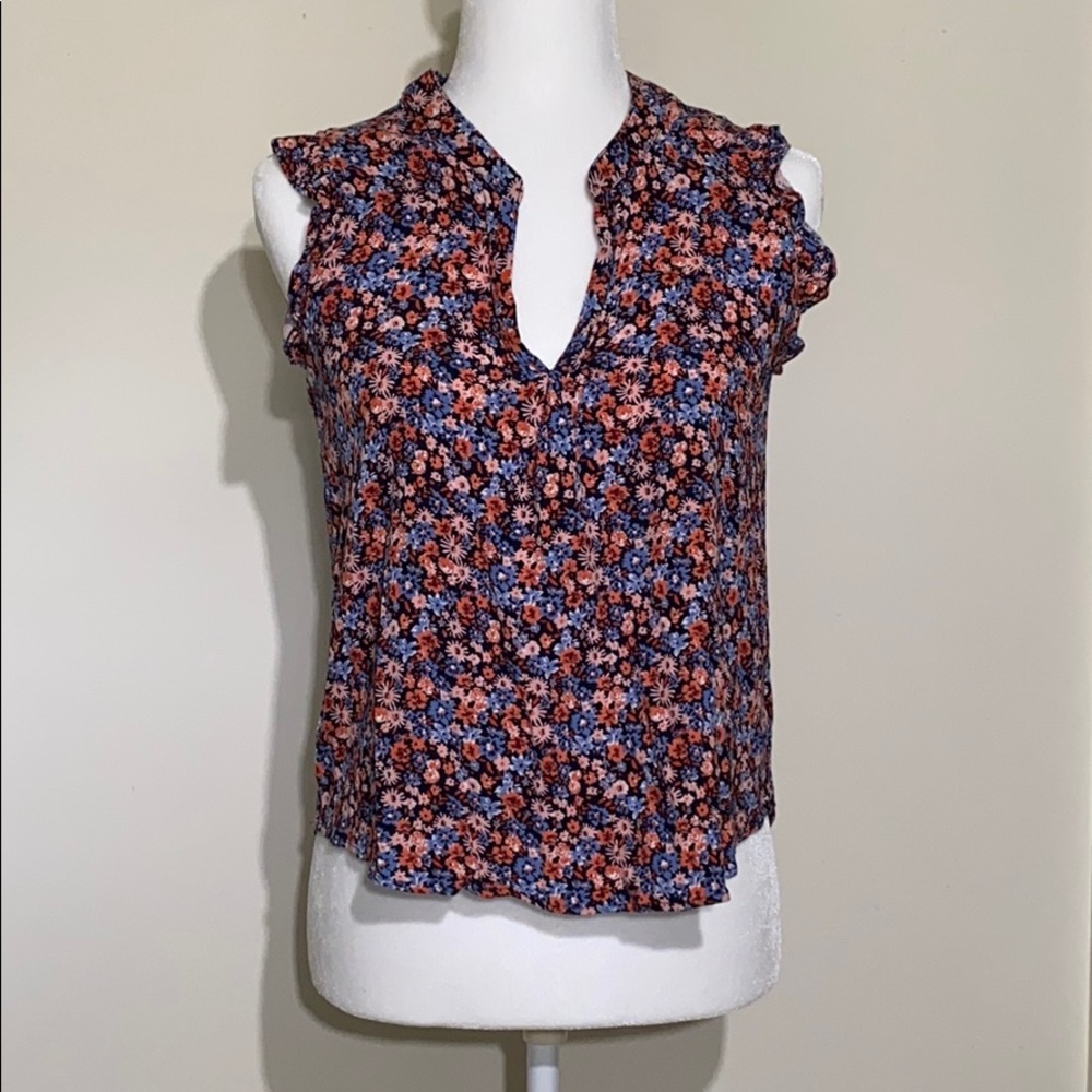 Universal Thread Floral Sleeveless Top